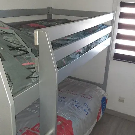 בית נופש Pavillon Climatise 5 Pers Avec Terrasse Et Parking, Piscine, Proche Et Commerces - Fr-1-781-27 ונדרה