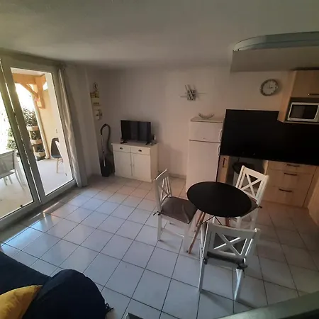 בית נופש Pavillon Climatise 5 Pers Avec Terrasse Et Parking, Piscine, Proche Et Commerces - Fr-1-781-27