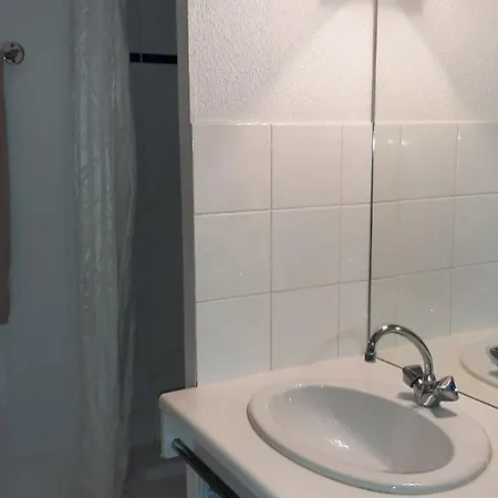 Pavillon Climatise 5 Pers Avec Terrasse Et Parking, Piscine, Proche Et Commerces - Fr-1-781-27 * ונדרה